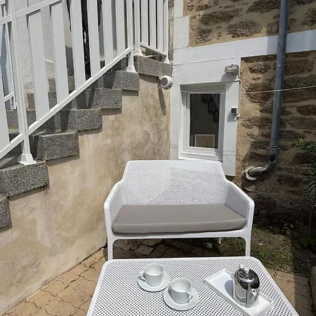 Les Thermes- Apartment